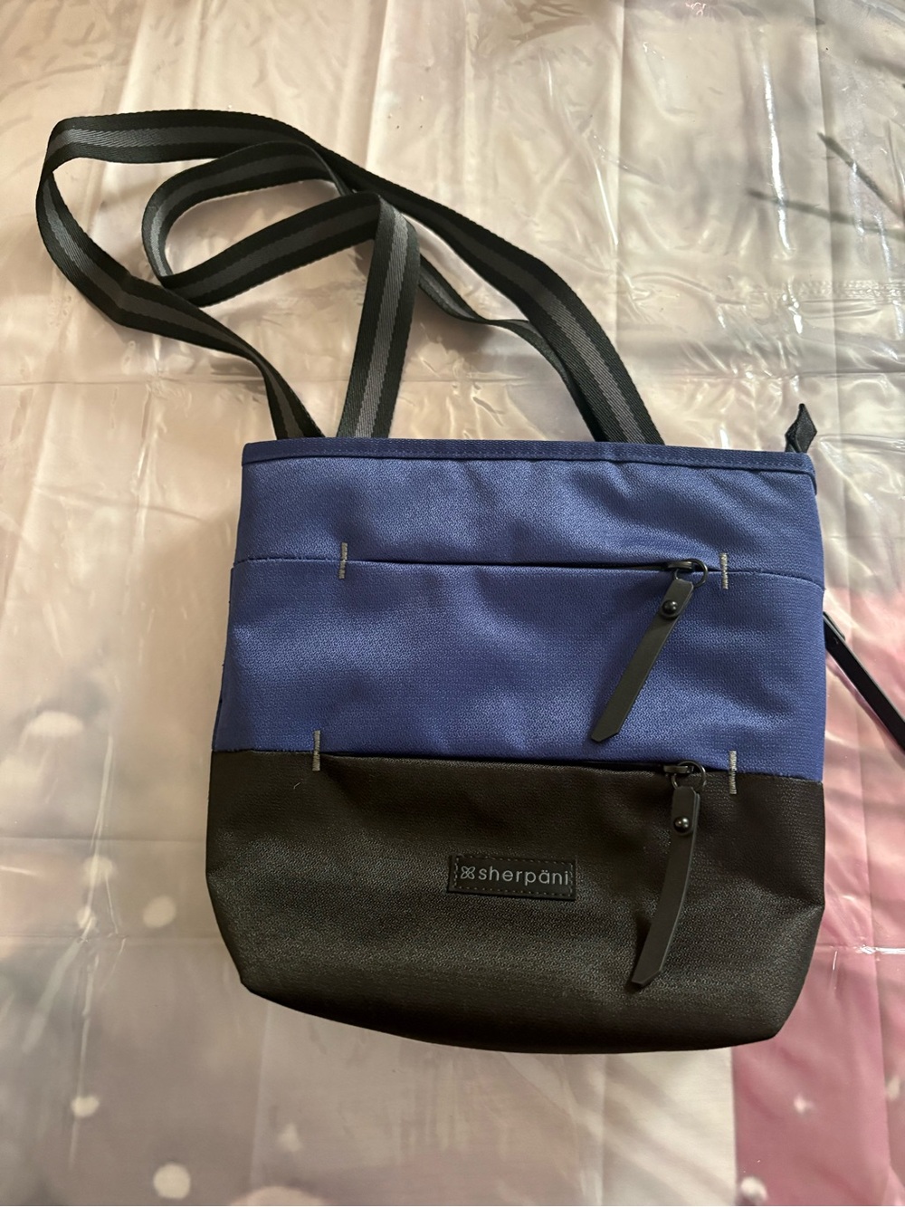 Sherpani Sadie Bag